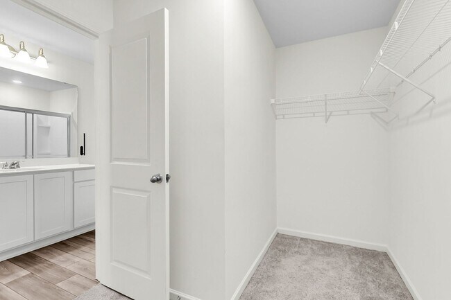Building Photo - 424 Pender Woods Dr