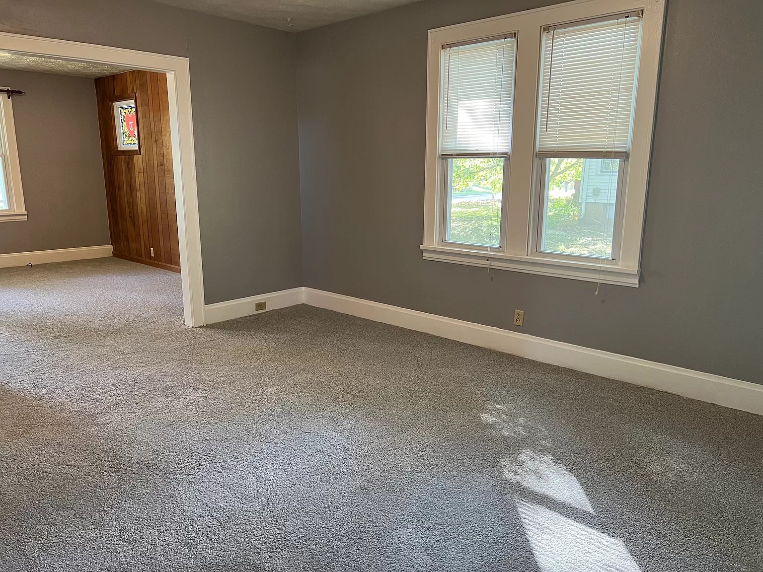 Living Room - 530 Fleming Rd