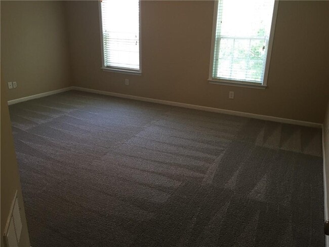 Building Photo - 3338 Castleberry Village Cir