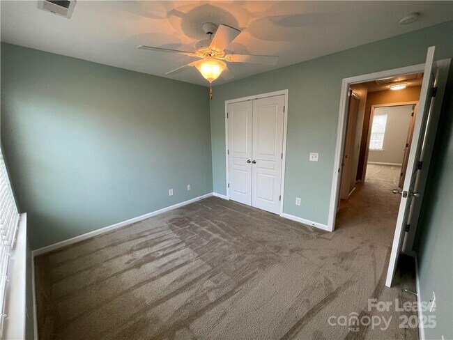 Building Photo - 221 Spring Gardens Drive