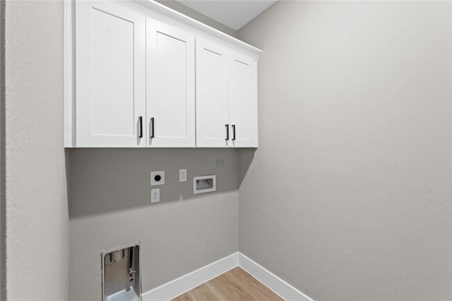 Building Photo - 2607 Martinas Ct