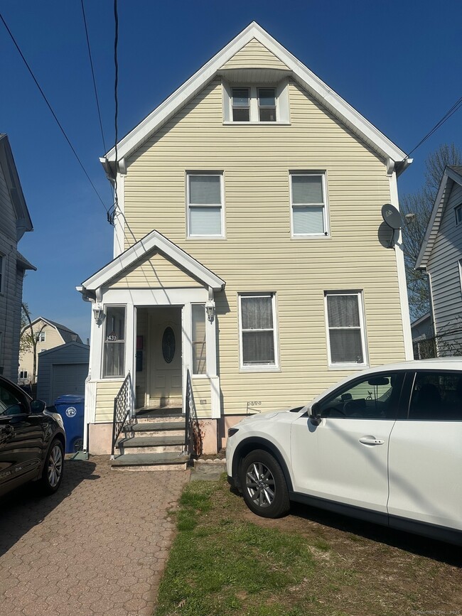 Primary Photo - 433 3rd Ave