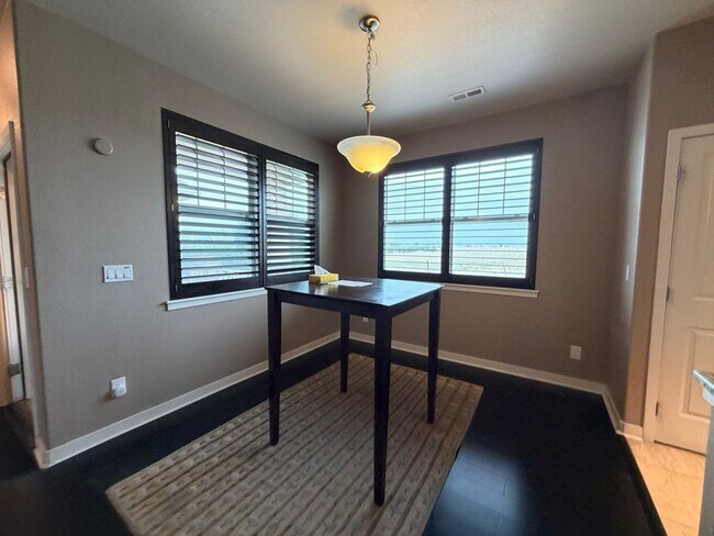 Building Photo - 3611 S Perth Cir