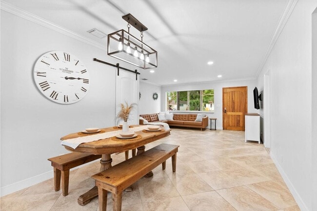 Building Photo - 1257 NW 5th St