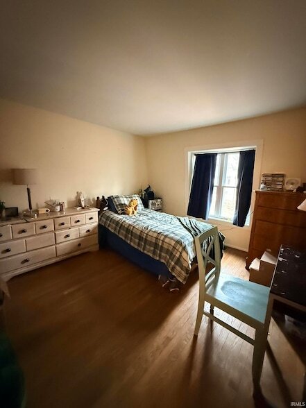 Building Photo - 1310 E Prairie Dr