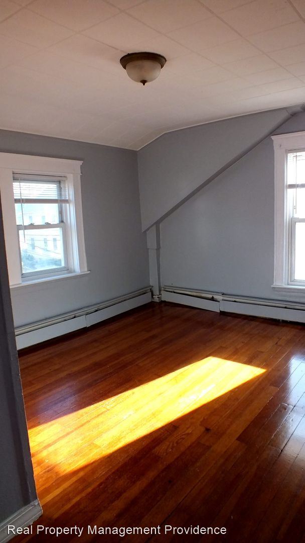 Building Photo - 53 Jay St