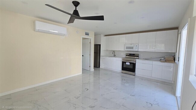 Building Photo - 4533 Poinciana St