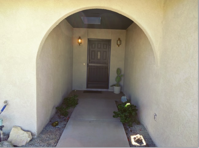 Building Photo - Winter Rental October to April 2027