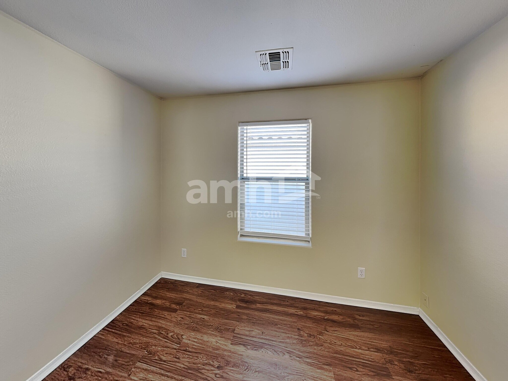 Building Photo - 17254 N 184th Dr