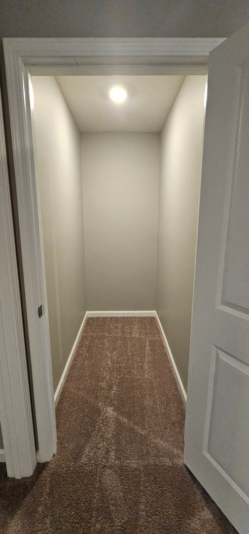 Building Photo - Luxury Meets Privacy in This 4-Bedroom Cul...