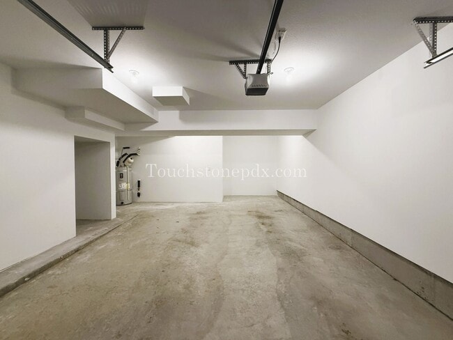 Building Photo - 16764 Chula Vista Ave