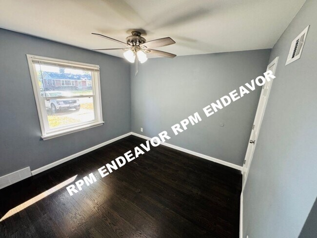 Building Photo - "Charming 4-Bedroom Haven with Sunroom, Ha...