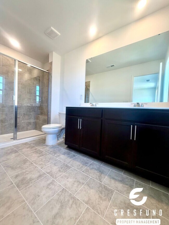 Building Photo - 473 Venetian Dr