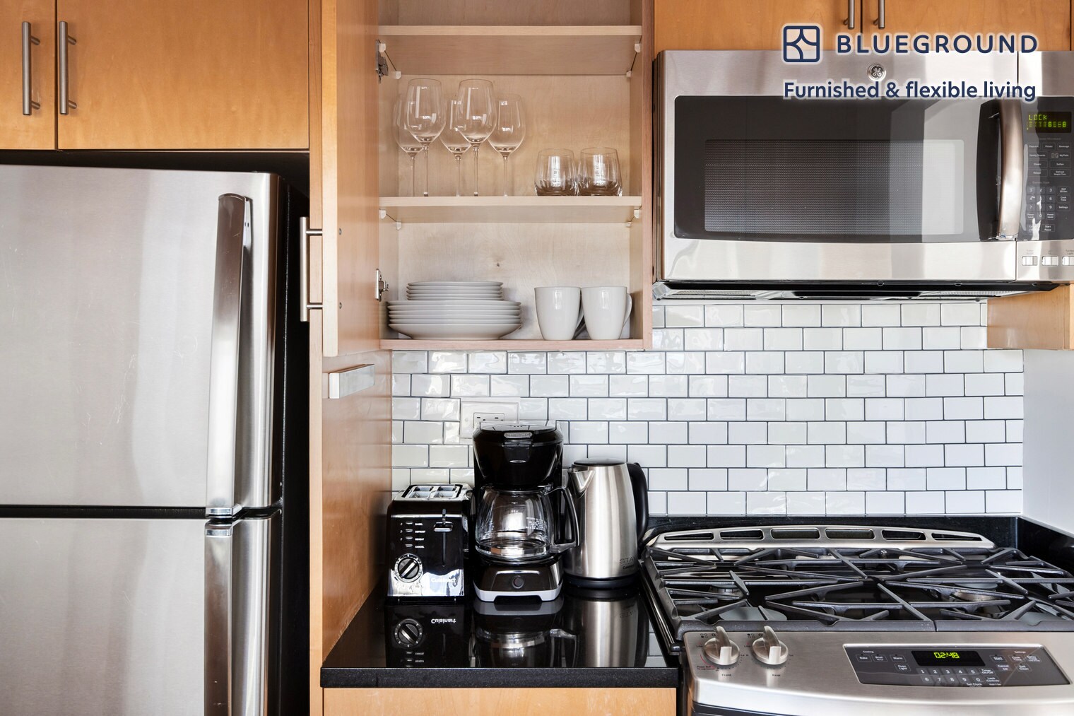 Building Photo - 200 E 72nd St