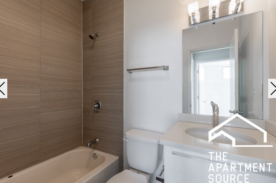 Building Photo - 2700 W North Ave