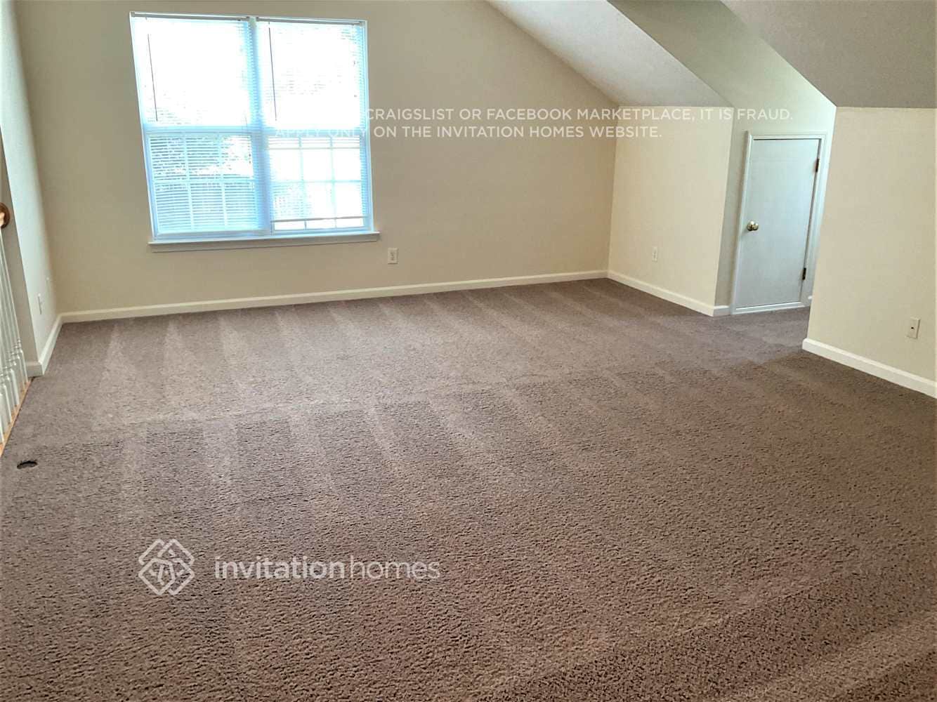 Building Photo - 9426 Olivia Ln