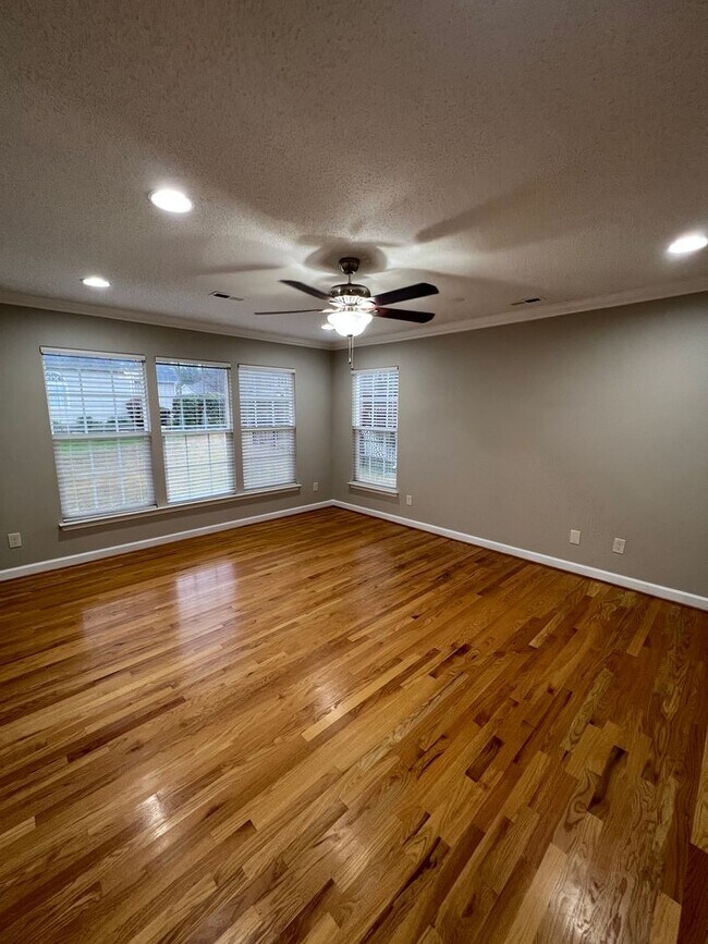 Building Photo - 4 Bedroom Home INDIAN TRAIL