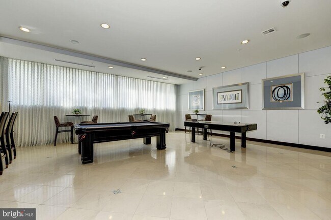 Building Photo - 12001 Market St