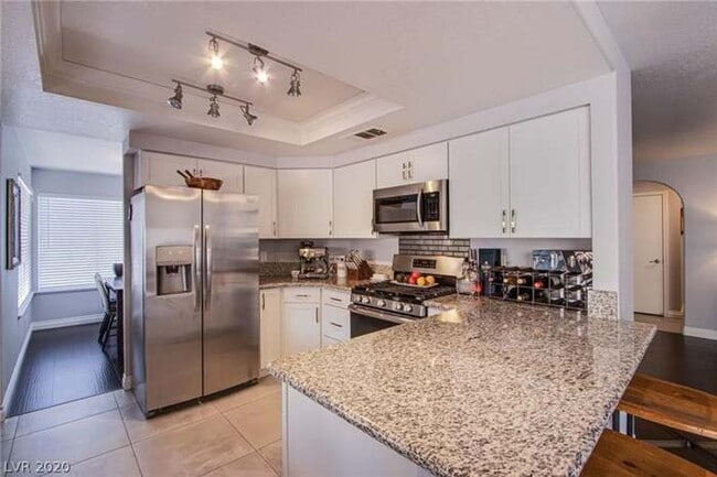 Building Photo - Summerlin Beauty! Unfurnished