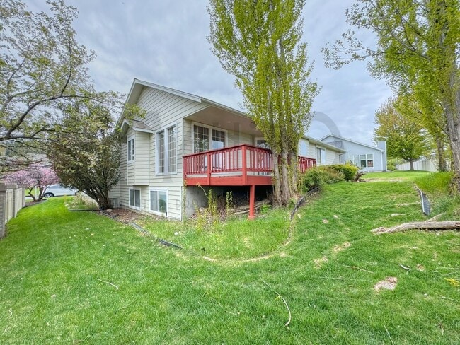 Building Photo - 5002 S Morrill Ln