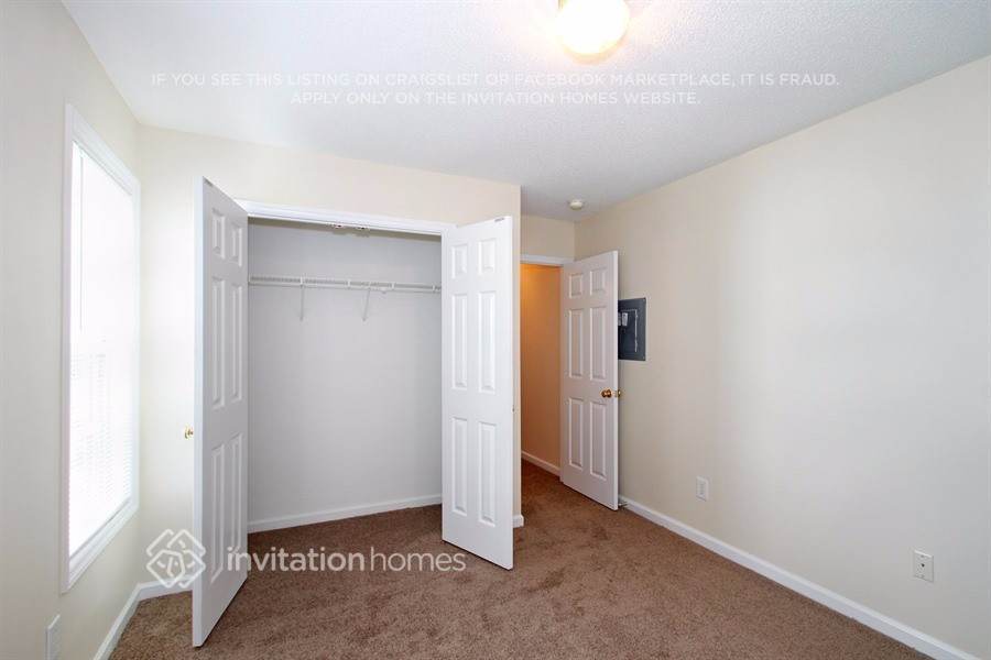 Building Photo - 1204 Moore's Creek Dr