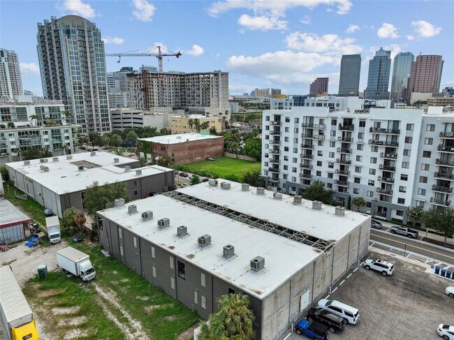 Building Photo - 217 N 12th St