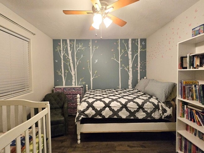 Building Photo - Charming 3 Bed, 2 Bath Home in Quiet Cul-d...
