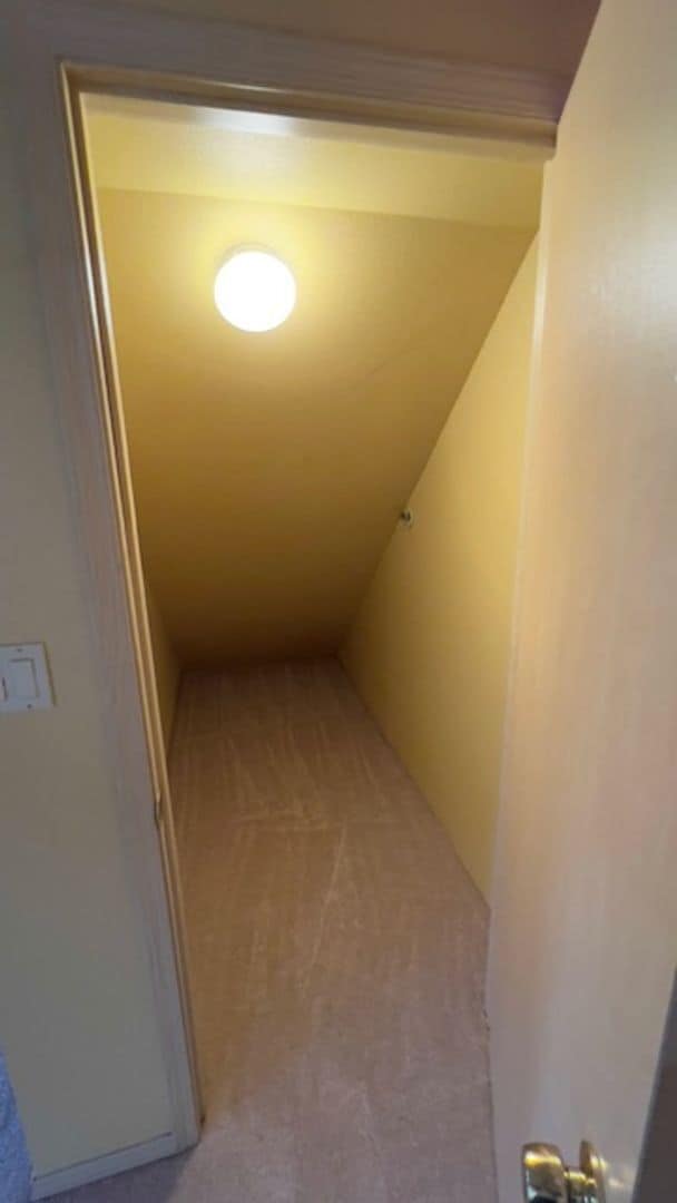 Building Photo - Beautiful 2 Bed 1 Bath MIL Unit near Cedar Grove, Issaquah