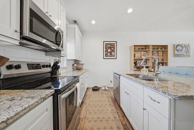 Building Photo - 4331 Pinter Ln