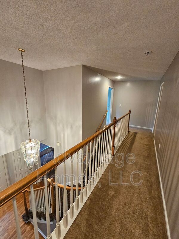 Building Photo - 14117 Parkhill Ln