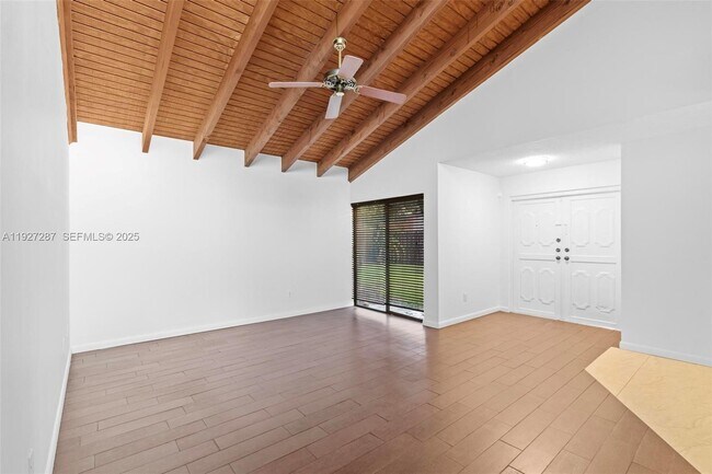 Building Photo - 10824 SW 132nd Cir Ct