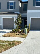Building Photo - 8254 Corner Pine Way