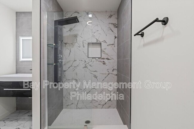 Building Photo - 1823 N Van Pelt St