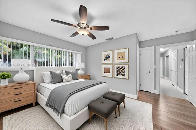 Building Photo - 2801 Coral Shores Dr