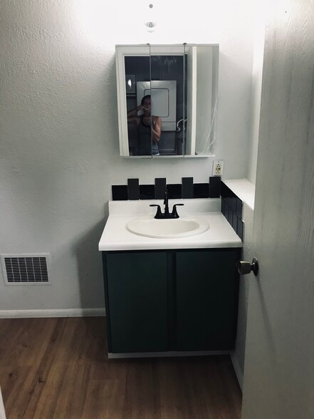 Building Photo - 2612 Borrego Dr