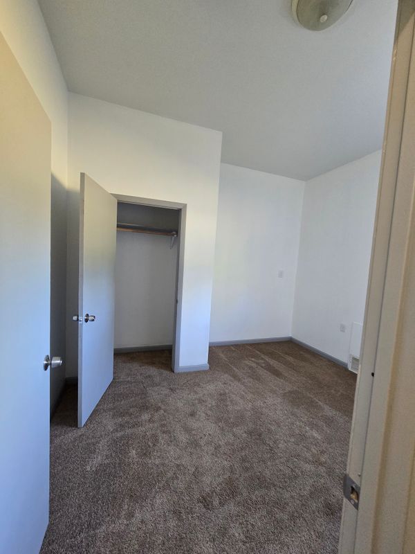 Building Photo - 8920 W 30 Rd