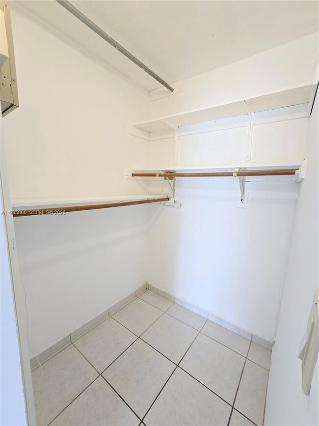 Building Photo - 365 NW 85th Ct