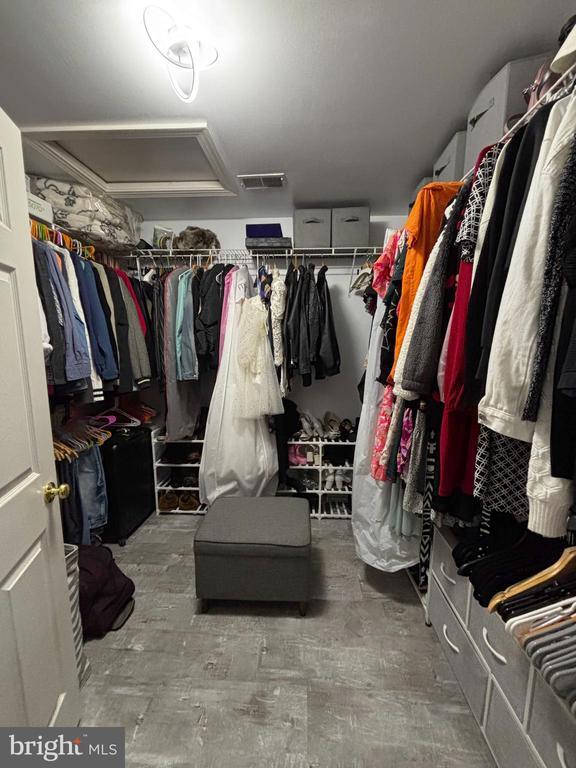 Building Photo - 3120 King Ln