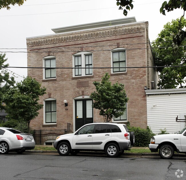 Building Photo - Cromley Lofts