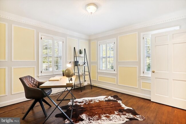 Building Photo - 5508 Dorset Ave