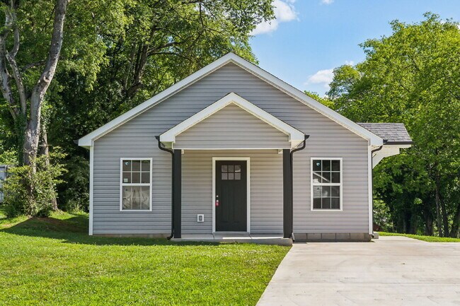 Primary Photo - 1816 Cunningham Ridge