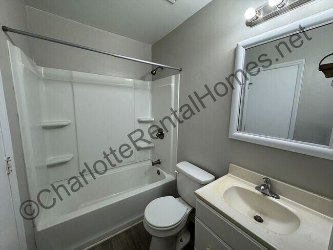 Building Photo - House in Mint Hill with deck out back