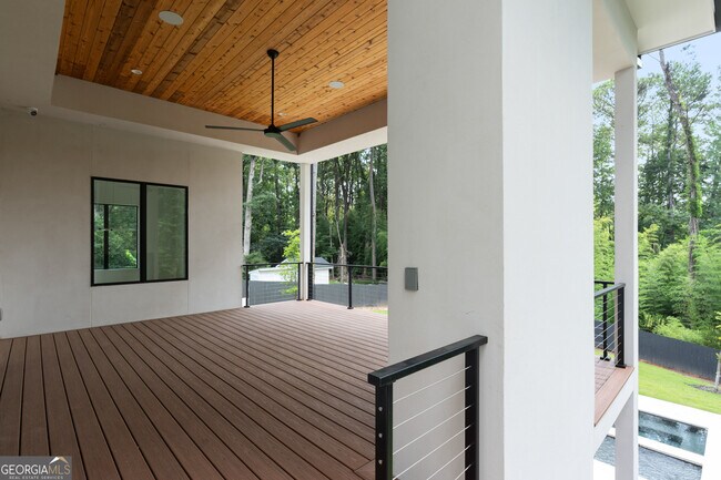 Building Photo - 3293 Lenox Pl NE