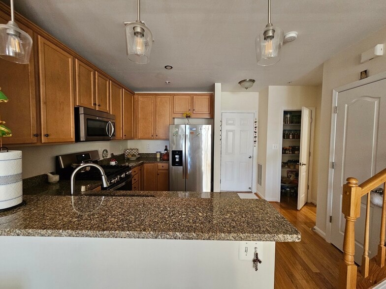 Building Photo - 22946 Newcut Rd