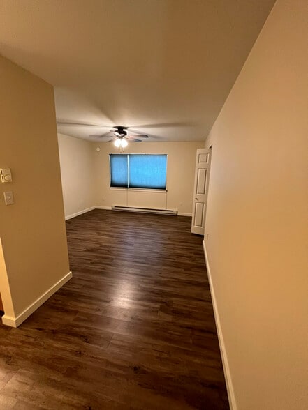 Building Photo - 441 Firelight Dr