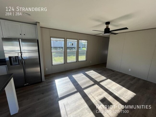 Building Photo - 124 Strandberg-