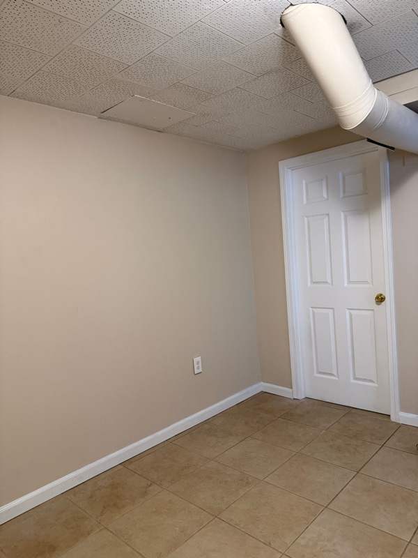 Building Photo - 701 NE 22nd Ave