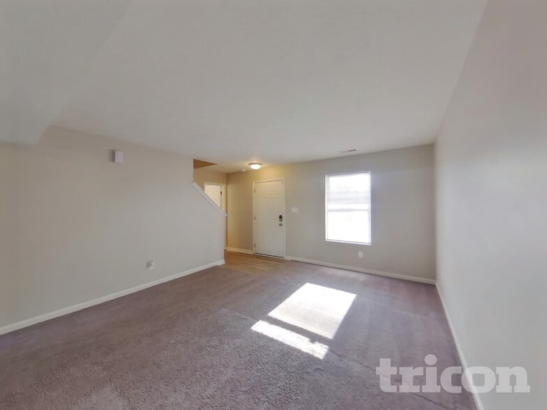 Building Photo - 11104 Waterfield Pl