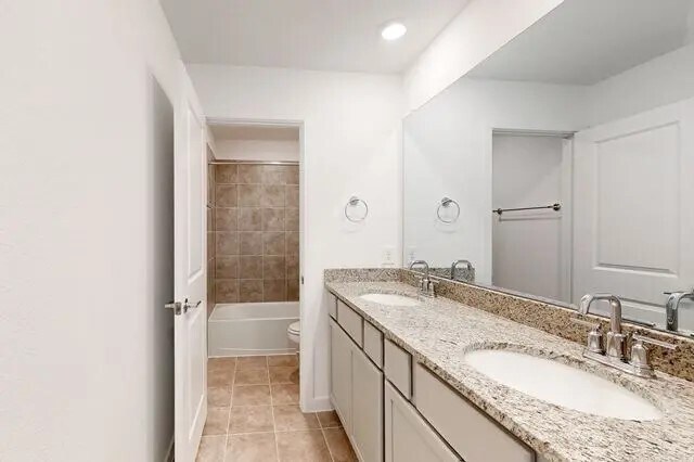 Building Photo - 21611 Shadowbrook Birch Dr