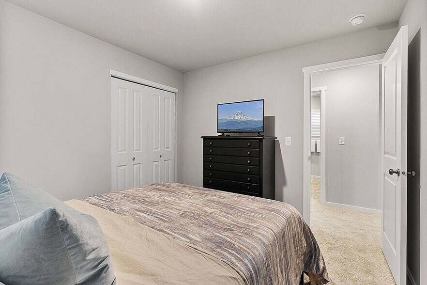 Building Photo - 10715 186th St Ct E